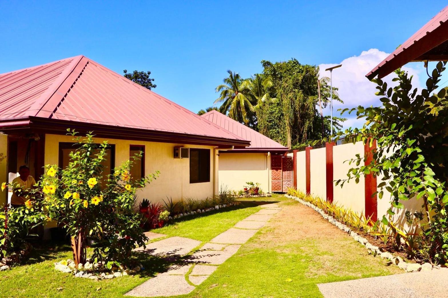 Chiisai Natsu Resort Bolod  Екстериор снимка